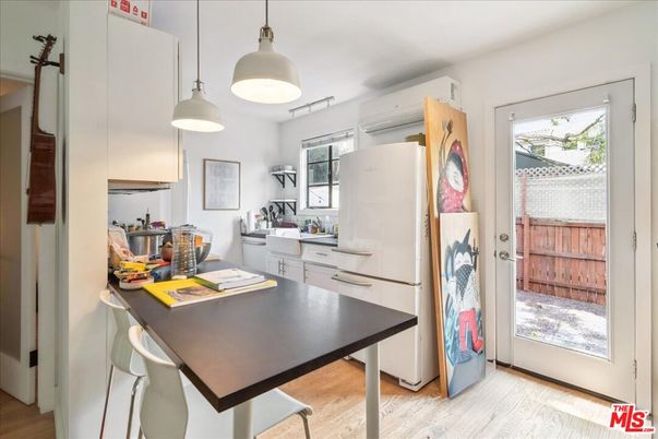 Interior, Kitchen, Pendant Lights, Wood Texture Flooring
