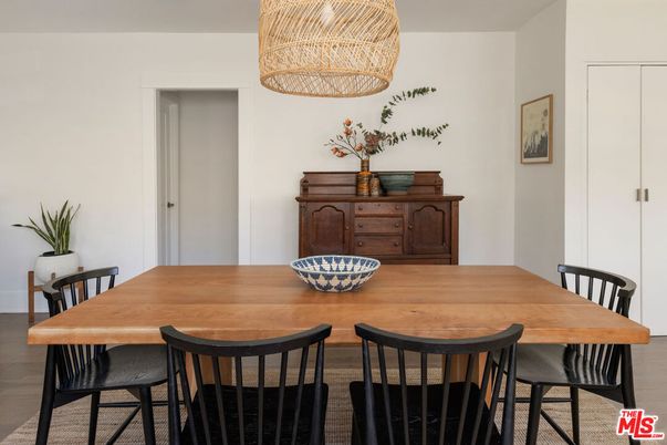 Dining room, Interior