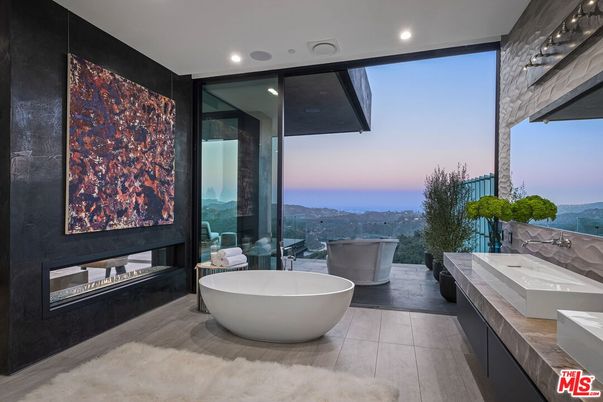 Bathroom, Dual Sink Vanities, Fireplace, Free Standing Baths, Interior, Recessed Lighting, Water