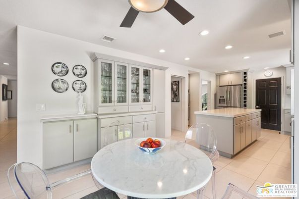 Dining room, Interior, Kitchen, Recessed Lighting, Stainless Steel Appliances
