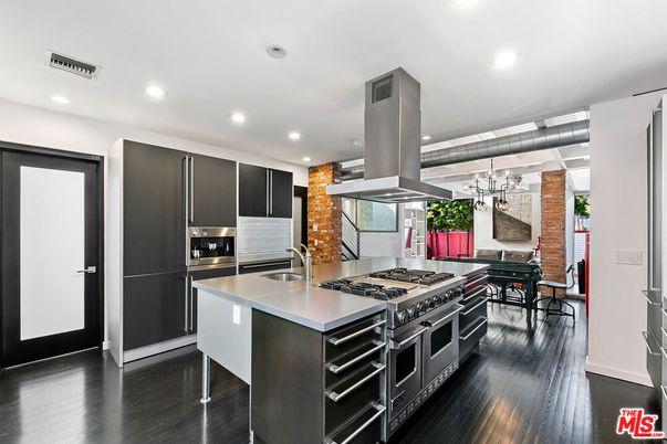 Chandelier, Dining room, Interior, Kitchen, Pendant Lights, Recessed Lighting, Stainless Steel Appliances, Wood Texture Flooring