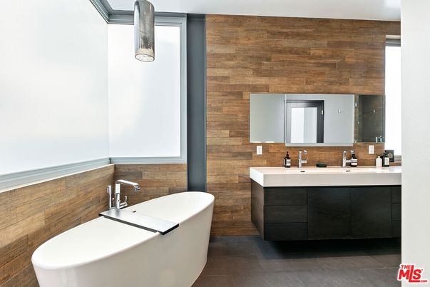 Bathroom, Free Standing Baths, Interior, Wooden Walls