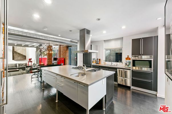 Chandelier, Dining room, Interior, Kitchen, Recessed Lighting, Stainless Steel Appliances, Wood Texture Flooring