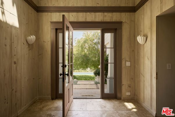 Interior, Wooden Walls