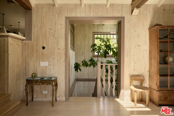 Interior, Wooden Walls