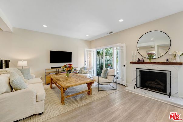 Fireplace, Interior, Living room, Recessed Lighting, Wood Texture Flooring