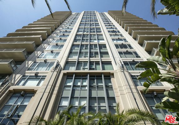 Exterior, Facade, Condo Building