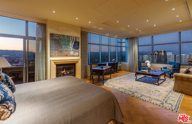 Bedroom, Fireplace, Interior, Recessed Lighting, Wood Texture Flooring