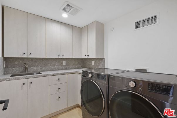 Interior, Recessed Lighting, Washer