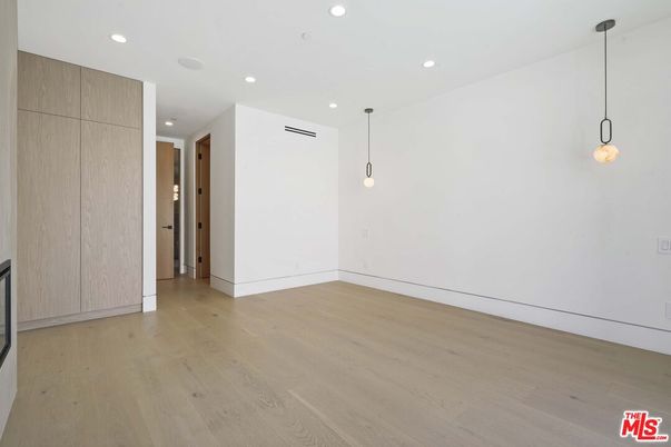 Empty room, Interior, Pendant Lights, Recessed Lighting, Wood Texture Flooring