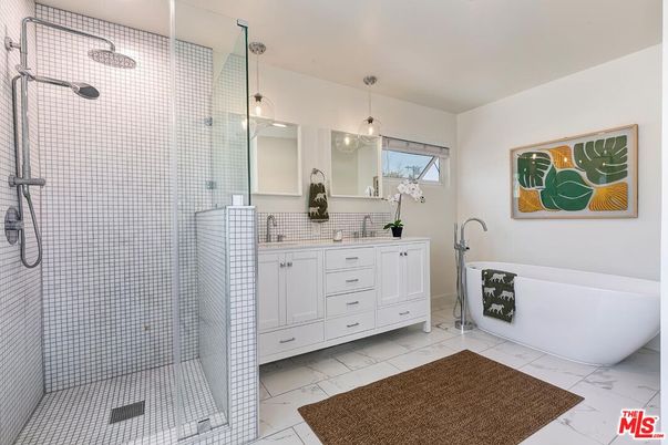 Bathroom, Dual Sink Vanities, Free Standing Baths, Glass Shower, Interior, Marble, Pendant Lights