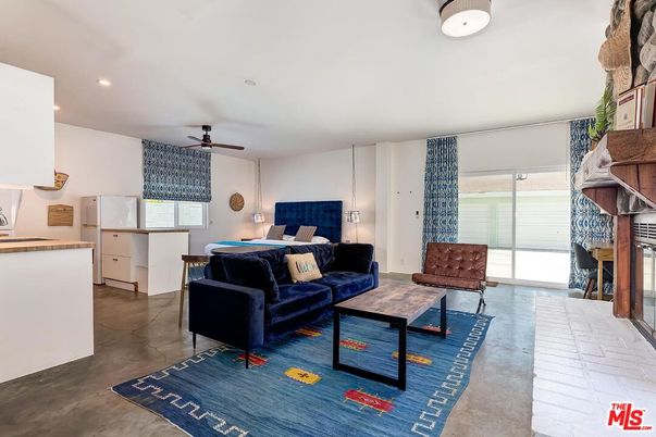 Bedroom, Interior, Living room, Recessed Lighting