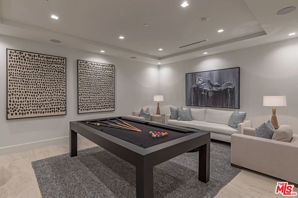 Billiard Table, Game Room, Interior, Living room, Recessed Lighting, Wood Texture Flooring