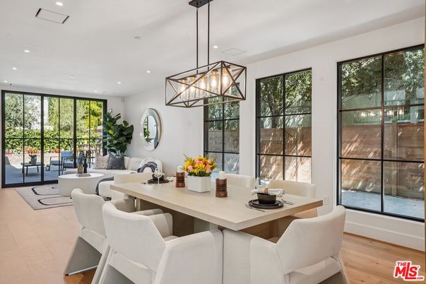 Dining room, Interior, Living room, Pendant Lights, Recessed Lighting, Wood Texture Flooring