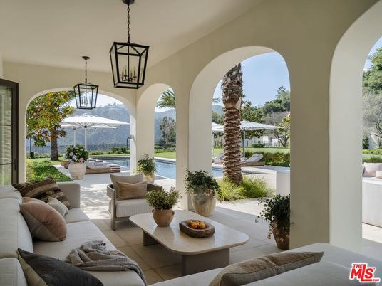 Exterior, Interior, Pendant Lights, Pool, Water