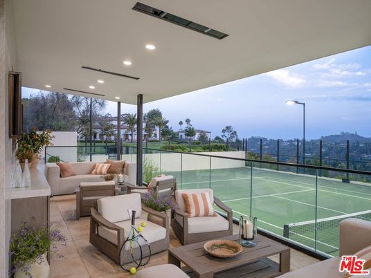 Exterior, Recessed Lighting, Tennis Courts