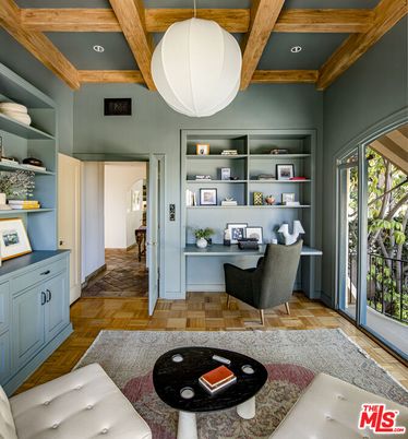 Interior, Pendant Lights, Recessed Lighting, Wooden Beams, Wood Texture Flooring