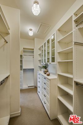 Interior, Walk-in Closets