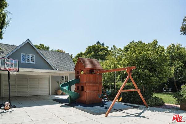Backyard, Exterior, Playground