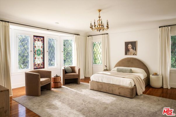 Bedroom, Chandelier, Interior, Wood Texture Flooring