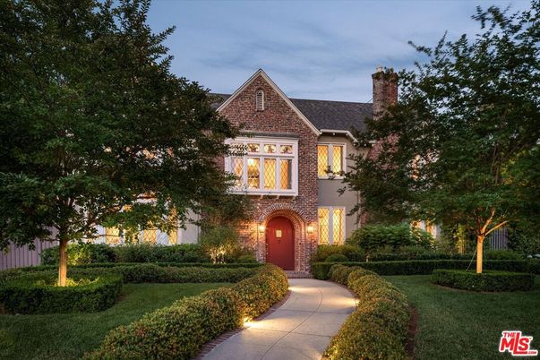 Backyard, Exterior, Facade, Brick Facade, Tudor Revival