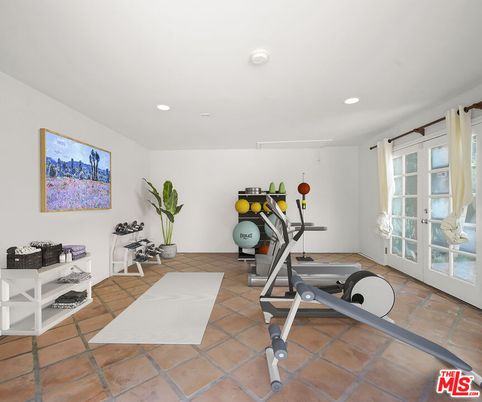 Fitness Equipment, Interior, Recessed Lighting