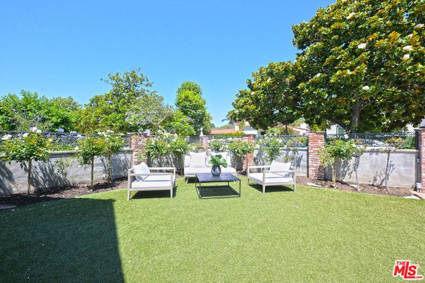Backyard, Exterior, Water