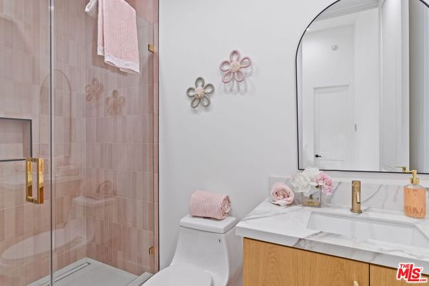 Bathroom, Glass Shower, Interior