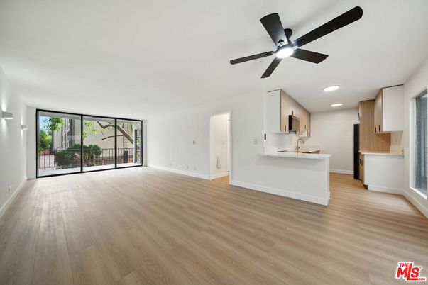 Empty room, Interior, Kitchen, Recessed Lighting, Wood Texture Flooring