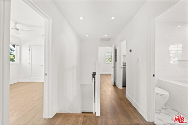 Bathroom, Interior, Recessed Lighting, Wood Texture Flooring
