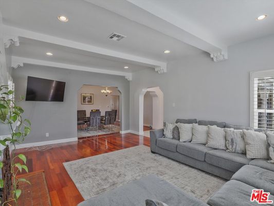 Chandelier, Dining room, Interior, Living room, Recessed Lighting, Wood Texture Flooring