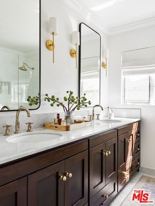 Bathroom, Dual Sink Vanities, Glass Shower, Interior