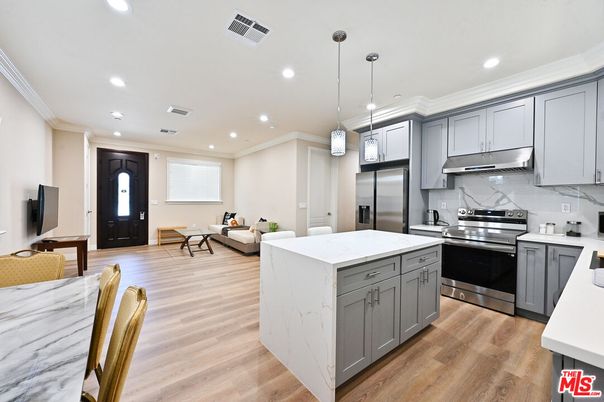 Interior, Kitchen, Living room, Pendant Lights, Recessed Lighting, Stainless Steel Appliances, Wood Texture Flooring