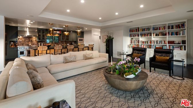 Interior, Kitchen, Living room, Pendant Lights, Recessed Lighting, Stainless Steel Appliances