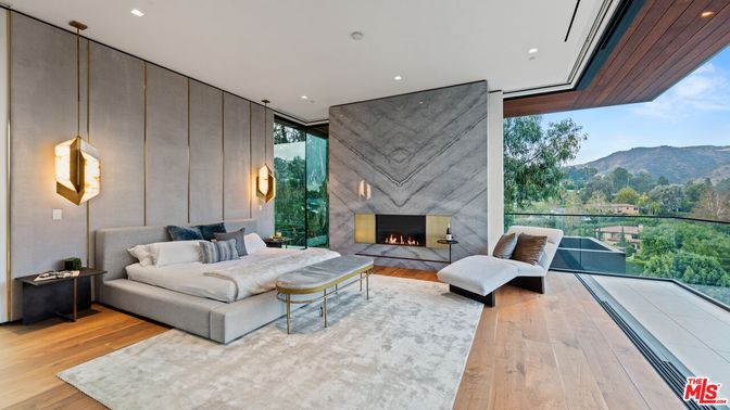 Bedroom, Fireplace, Interior, Recessed Lighting, Wood Texture Flooring