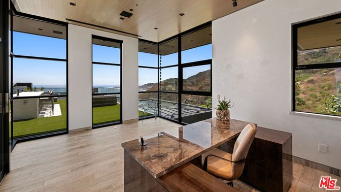 Home Office, Interior, Recessed Lighting, Water, Wood Texture Flooring