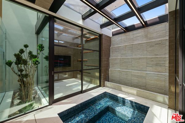 Glass Ceilings, Interior, Sun Room