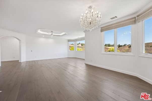 Chandelier, Empty room, Interior, Recessed Lighting, Wood Texture Flooring