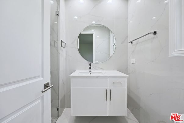 Bathroom, Interior, Marble, Marble Walls