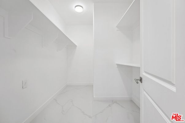 Interior, Marble, Walk-in Closets