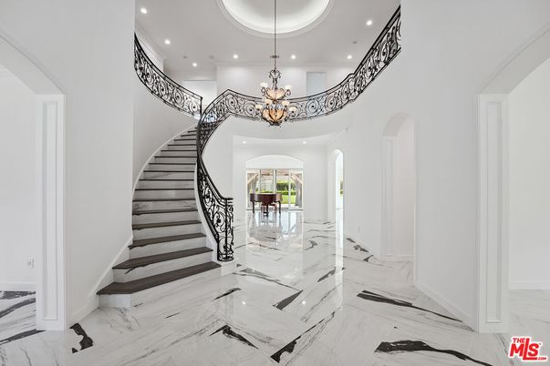 Chandelier, Interior, Marble, Recessed Lighting