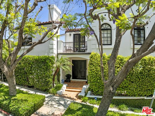 Exterior, Facade, Spanish Mediterranean