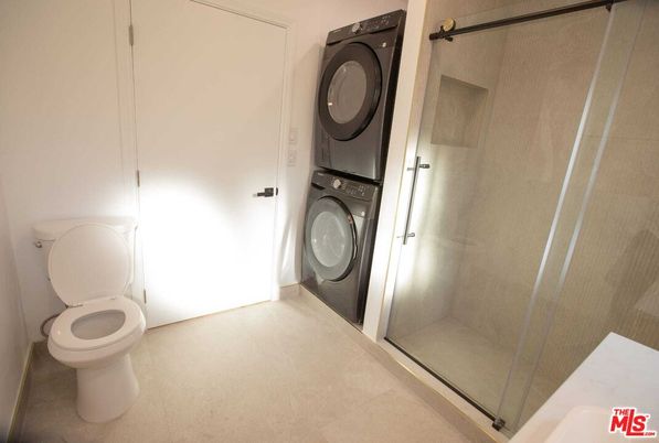 Bathroom, Interior, Utility Closets, Washer