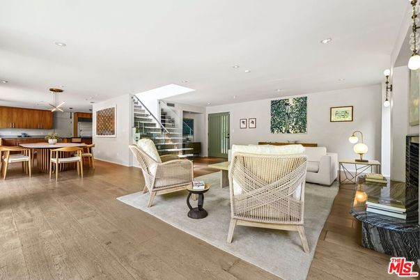 Dining room, Interior, Living room, Pendant Lights, Recessed Lighting, Wood Texture Flooring
