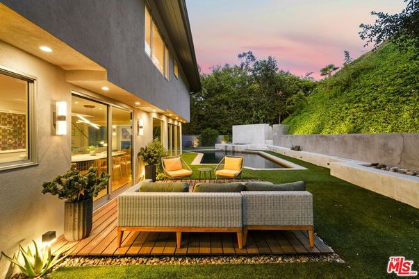 Backyard, Exterior, Pool