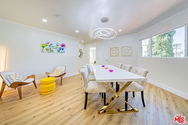 Dining room, Interior, Pendant Lights, Recessed Lighting, Wood Texture Flooring