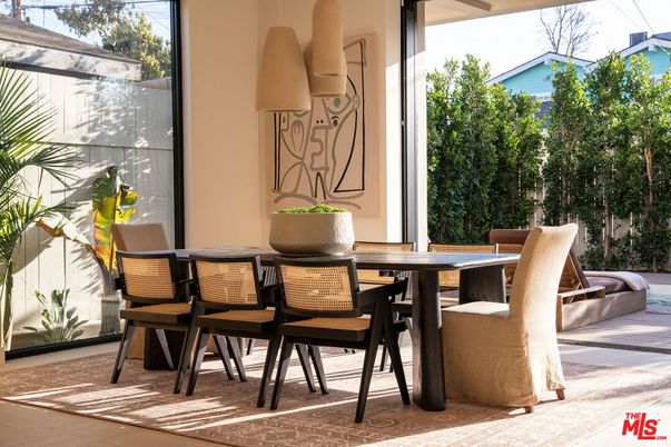 Dining room, Interior