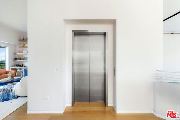 Elevator, Interior, Wood Texture Flooring