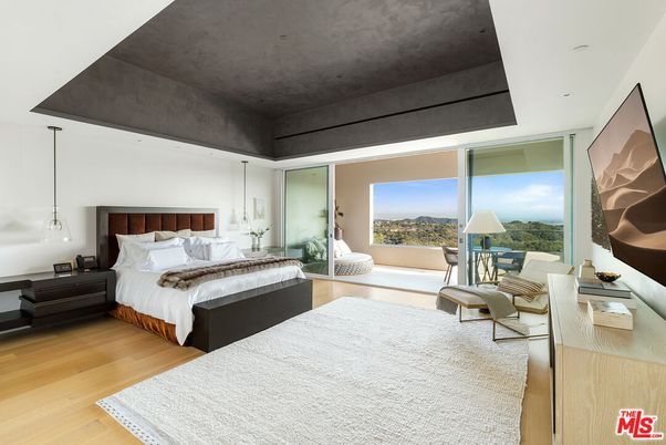 Bedroom, Interior, Pendant Lights, Wood Texture Flooring
