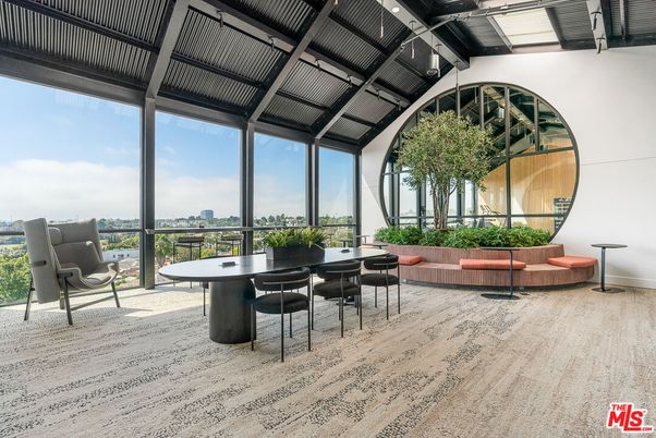 Dining room, Interior, Sun Room, Wood Texture Flooring
